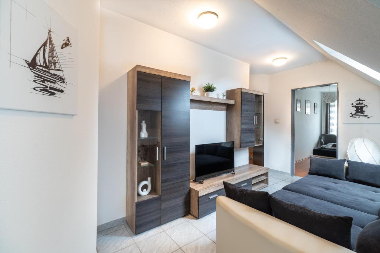 Grand Apartmanhaz เจเนชดิแอช ภายนอก รูปภาพ